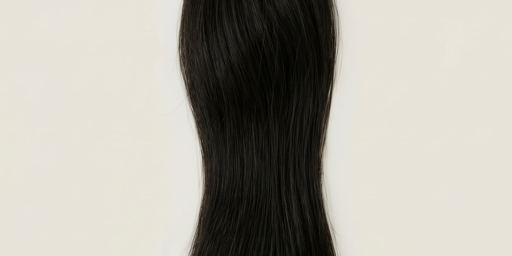 VELIA Natural Black individual hair shade sample